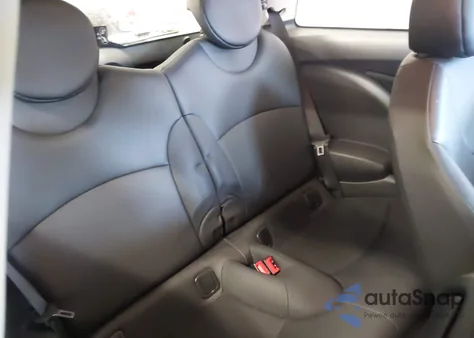 2013 Mini Hardtop Cooper из США, поврежденный, VIN WMWSU3C55DT547093